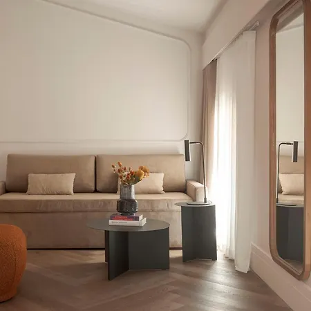 Hotel Mate Oliveira - Centre,