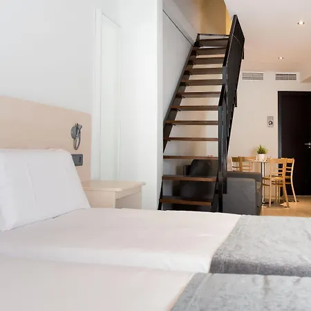 Mate Oliveira - Centre, Hotel 3*