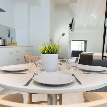 Mate Oliveira - Centre, فالنسيا