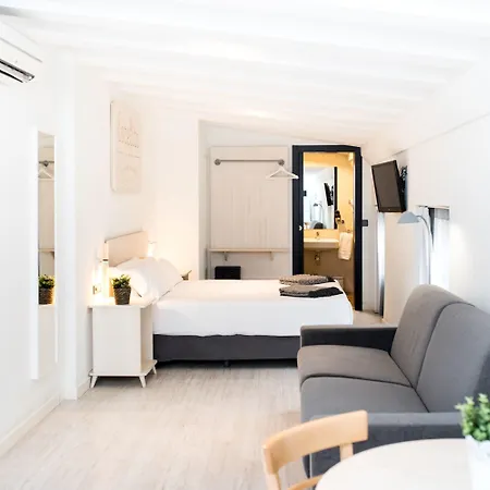 Mate Oliveira - Centre, فالنسيا