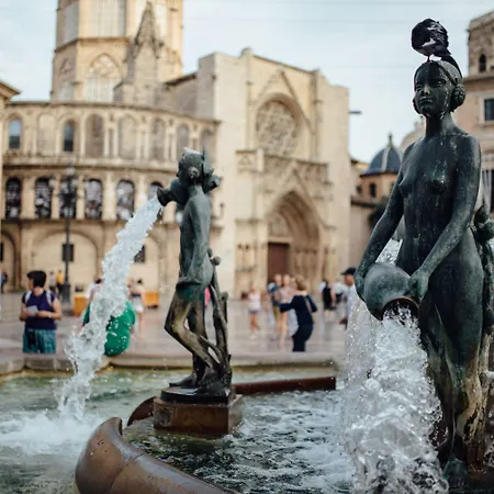 Mate Oliveira - Centre, 3* Valencia