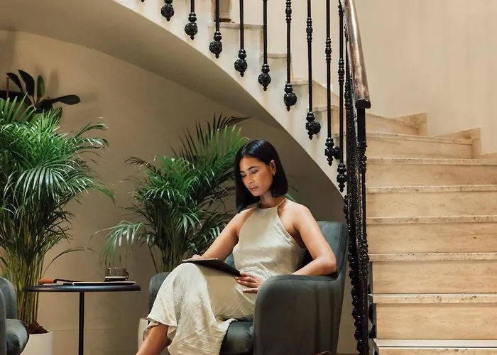 Mate Oliveira - Centre, 3* Валенсия