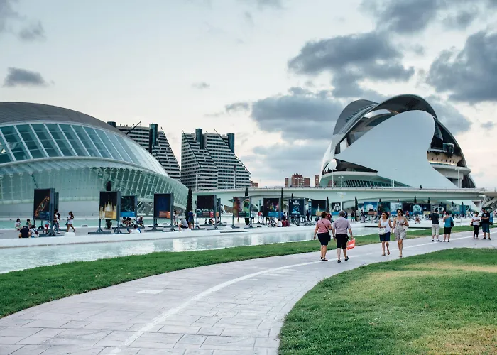 Mate Oliveira - Centre, 3* Валенсия