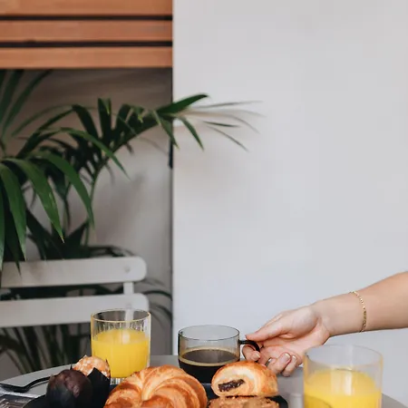 Mate Oliveira - Centre, 3* Valência